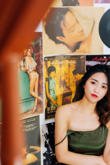 继夫亲生乖女好紧小说